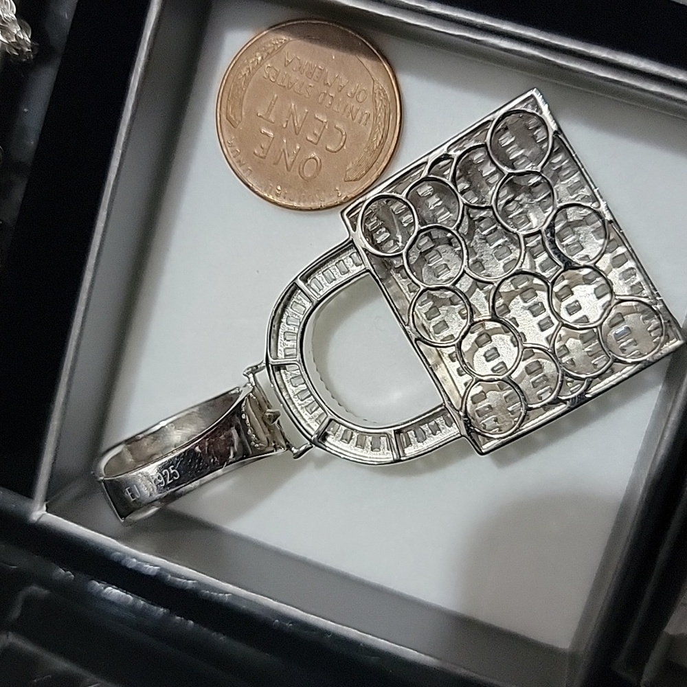 Lock pendant - Picture 2 of 2